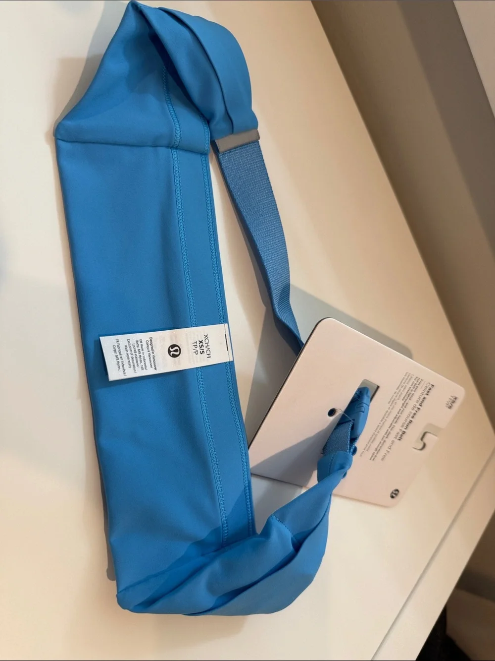 Lululemon Bright Blue Running Waist Belt with Zipper Pocket